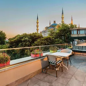 Obelisk & Istambul
