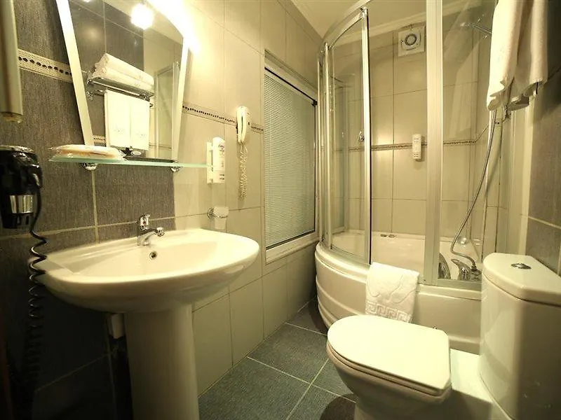 Tria Elegance Istanbul Otel