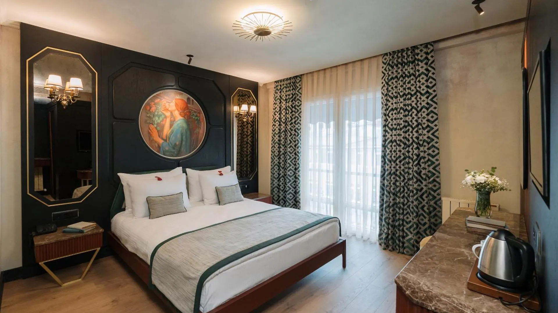 Tria Elegance Istanbul Otel