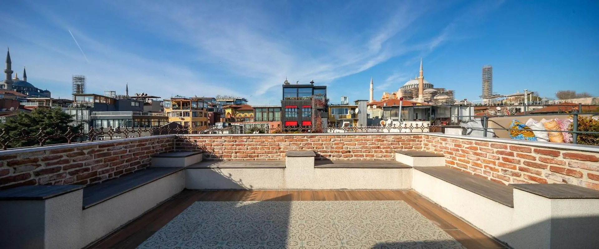 Tria Elegance Istanbul Otel